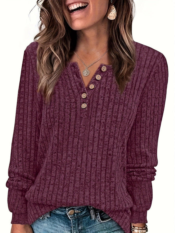 Carol | Elegancki dopasowany sweter z guzikami