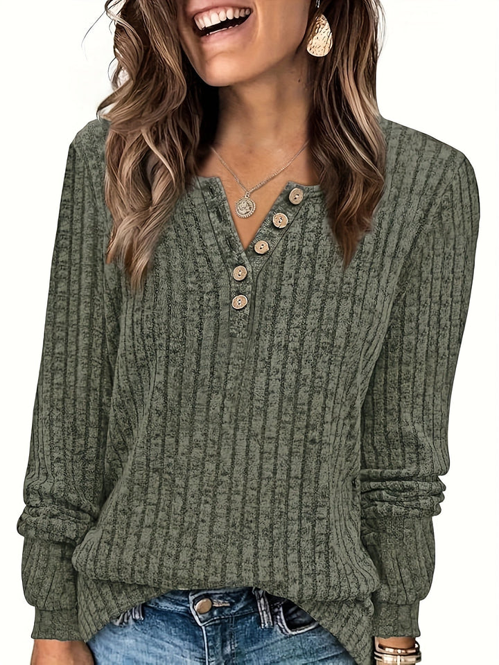 Carol | Elegancki dopasowany sweter z guzikami