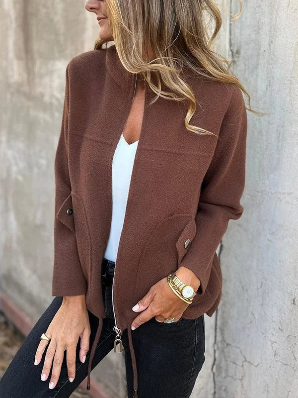 LALA | Stylowa kurtka z wysokim kołnierzem i kieszeniami