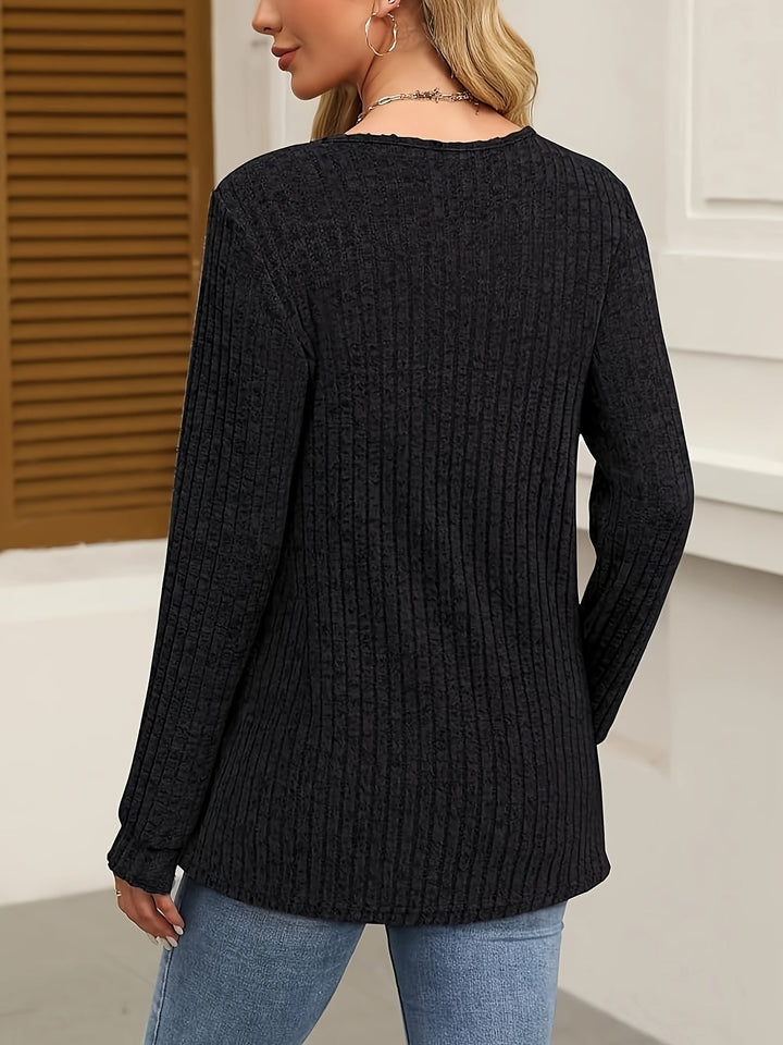 Carol | Elegancki dopasowany sweter z guzikami