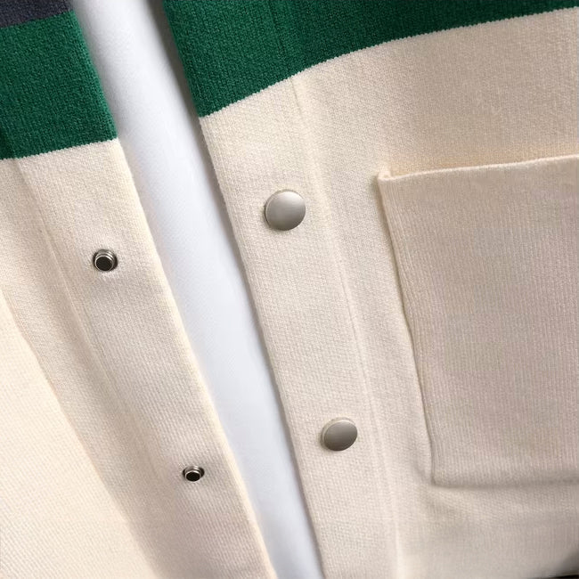 Ellis| Sweter z guzikiem